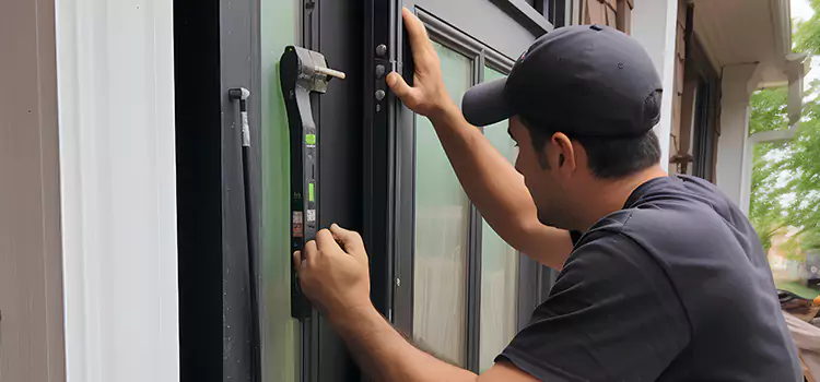 Fix Latch on Sliding Door Chateauguay