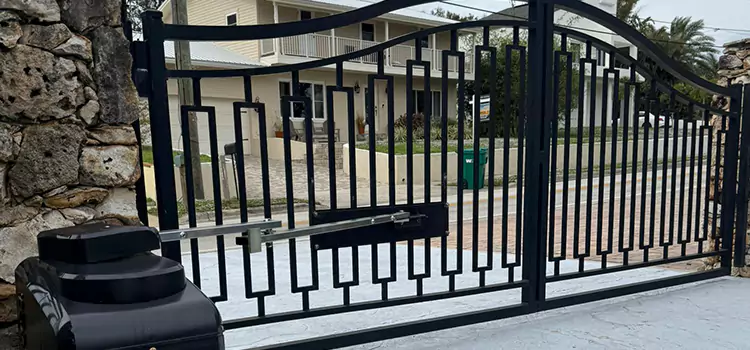 Swing Gate Opener with Keypad Chateauguay