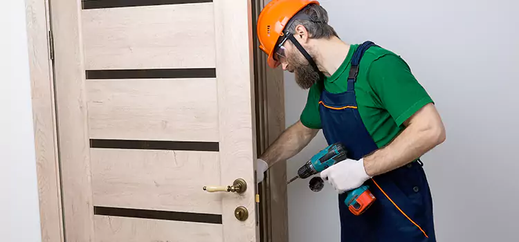 Replace Internal Door Handle with Lock Chateauguay