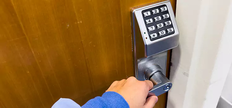 Why Choose Us for Your Keypad Lock Needs in Chateauguay, QC?