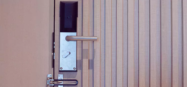 Installing a Maglock Chateauguay